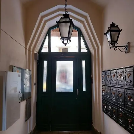 Apartamento Hi-bp Amazing & Spacious 3bedroom In Budapest